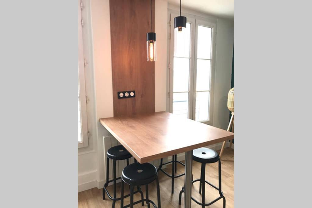 Le Nicole Apartment Chartres Bagian luar foto